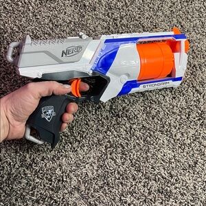 NERF N Strike Elite Strongarm Toy Blaster with Rotating Barrel •darts NOT incl